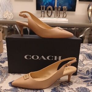 New Coach Jillian Beachwood  Slingback Heels Great Neutral SZ 6.5B